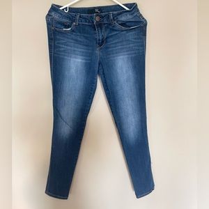 1822 Denim - Skinny Jean Sz8 (29in waist)
